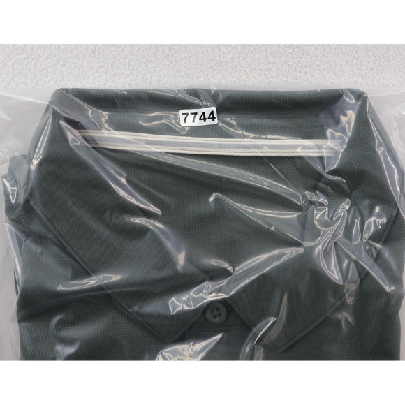 Vuori Feather Polo Shirt Mens Medium Green Solid Golf Performance Short Sleeve - Picture 8 of 8